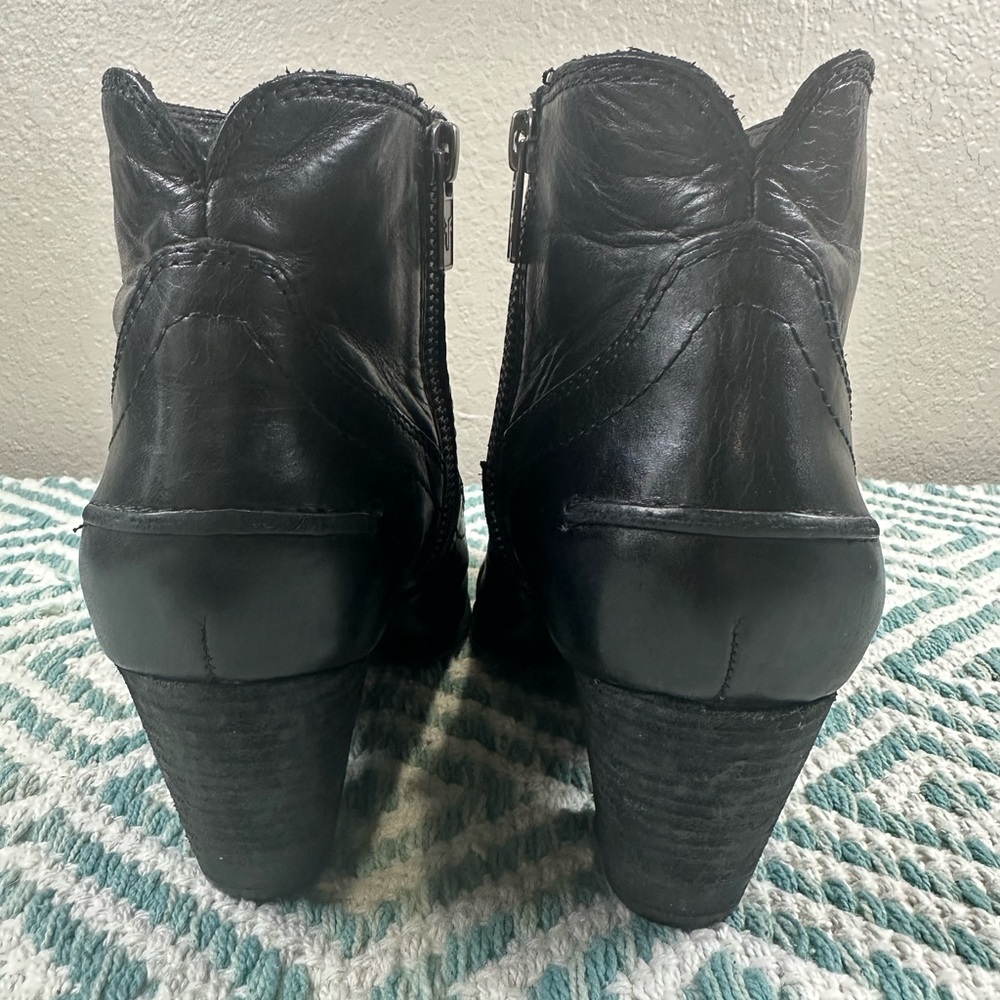 Frye Size 6.5 Renee Seam Black Leather Women's Ankle Booties - Picture 3 of 5